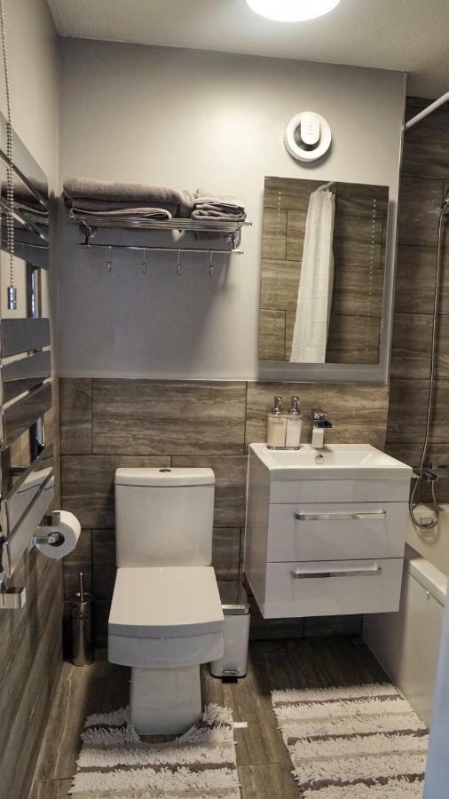 North London Apartment - Edmonton Ngoại thất bức ảnh