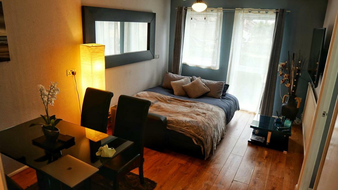 North London Apartment - Edmonton Ngoại thất bức ảnh