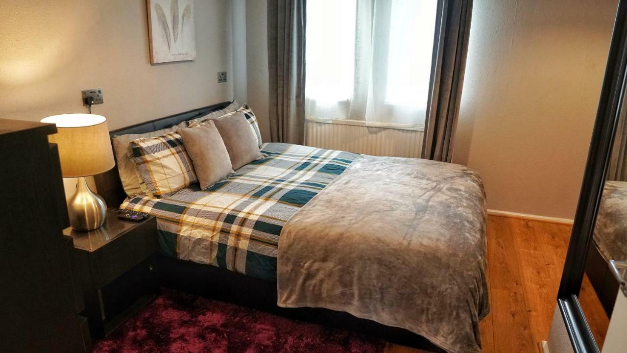 North London Apartment - Edmonton Ngoại thất bức ảnh